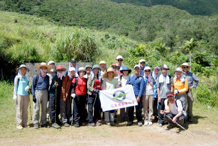 16.jpg - 16--下午大夥兒騎了機車來到了大天池登山口